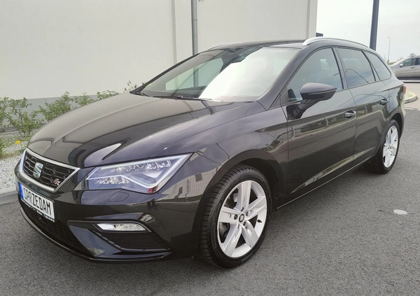 Seat Leon cena 52800 przebieg: 150000, rok produkcji 2019 z Lubin małe 781